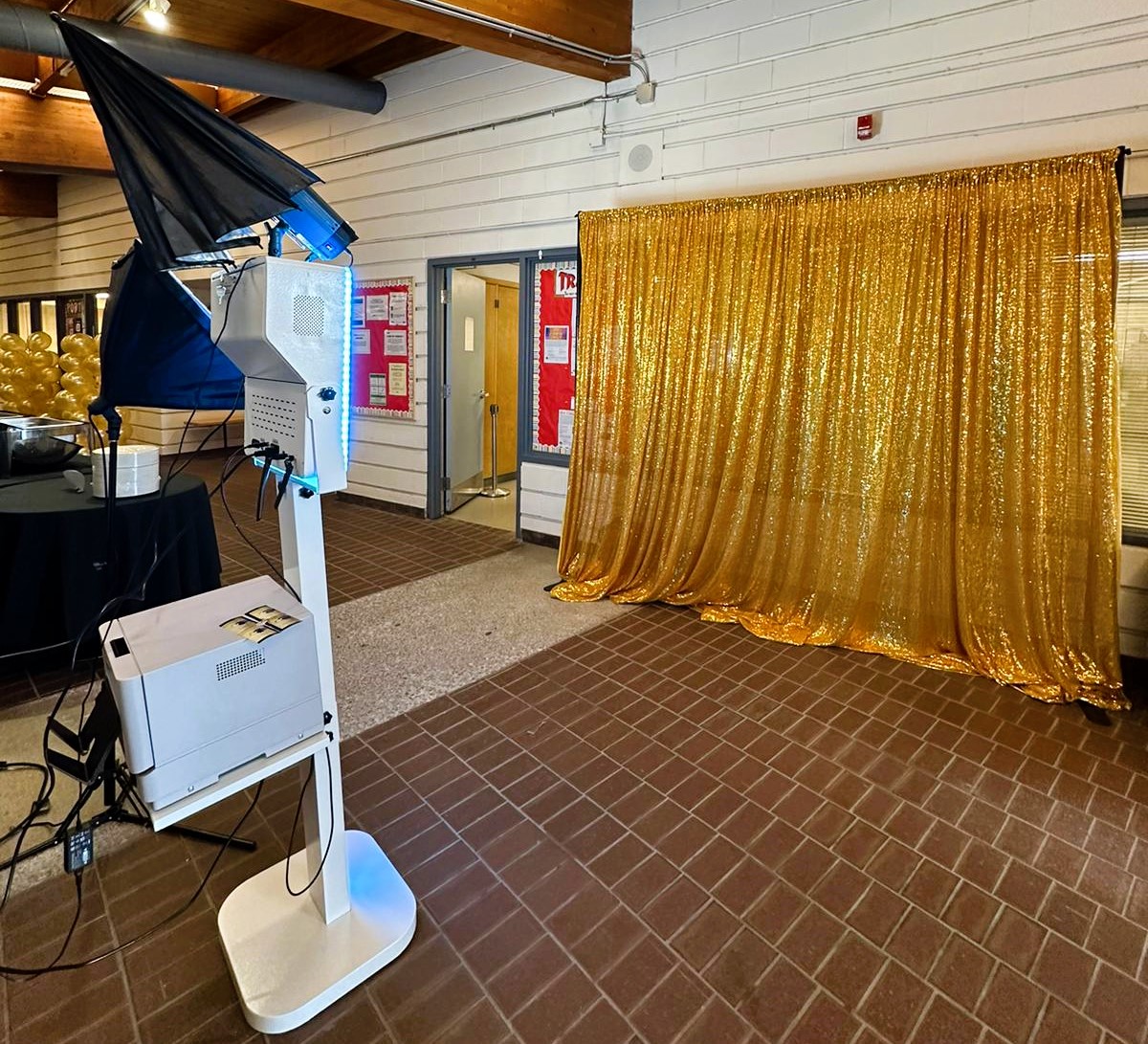 School Party Aurora Instapod Photo Booth for Rent